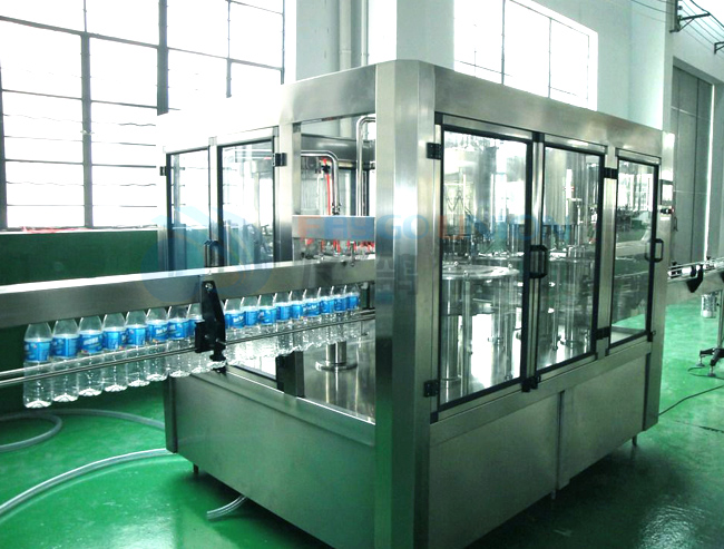 PET Bottle Water Filling Machine