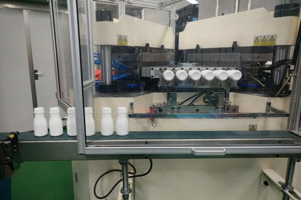 Injection Blow Molding Machine